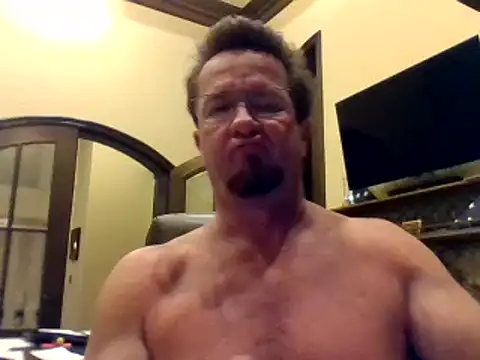 Snapshot of sluttydylan chatting on 25, 2, 2025 sluttydylan online show from 25, 2, 2025