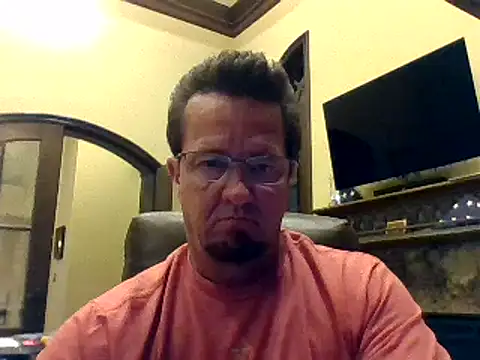 Snapshot of sluttydylan chatting on 27, 2, 2025 sluttydylan online show from 27, 2, 2025