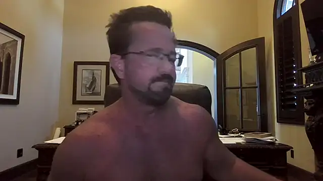 Snapshot of sluttydylan chatting on 6, 10, 2025 sluttydylan online show from 6, 10, 2025