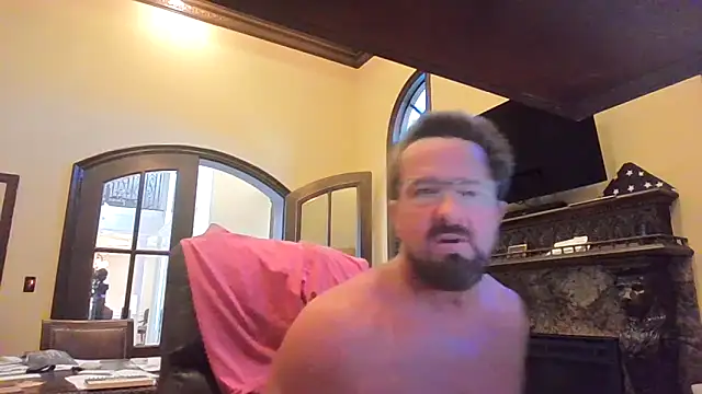 Snapshot of sluttydylan chatting on 28, 10, 2025 sluttydylan online show from 28, 10, 2025