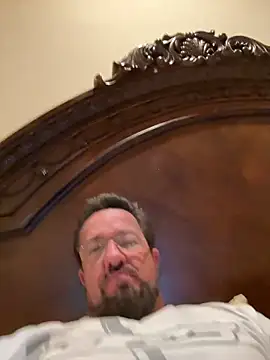 Snapshot of sluttydylan chatting on 30, 10, 2025 sluttydylan online show from 30, 10, 2025