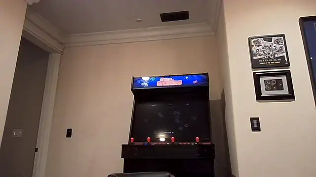 Snapshot of sluttydylan chatting on 24, 11, 2025 sluttydylan online show from 24, 11, 2025