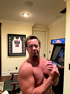 Snapshot of sluttydylan chatting on 1, 12, 2025 sluttydylan online show from 1, 12, 2025