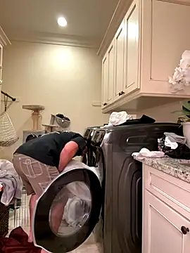 Snapshot of sluttydylan chatting on 3, 12, 2025 sluttydylan online show from 3, 12, 2025