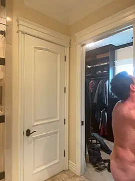 Snapshot of sluttydylan chatting on 4, 12, 2025 sluttydylan online show from 4, 12, 2025