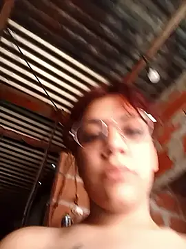 Snapshot of yani2526 chatting on 23, 10, 2025 yani2526 online show from 23, 10, 2025