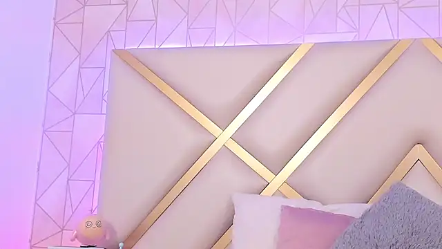 Violettbloss online show from 22, 2, 2025