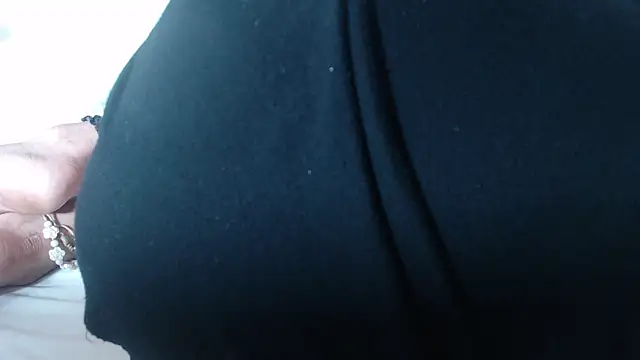 nextdoor fantasy1 online show from 16, 1, 2025