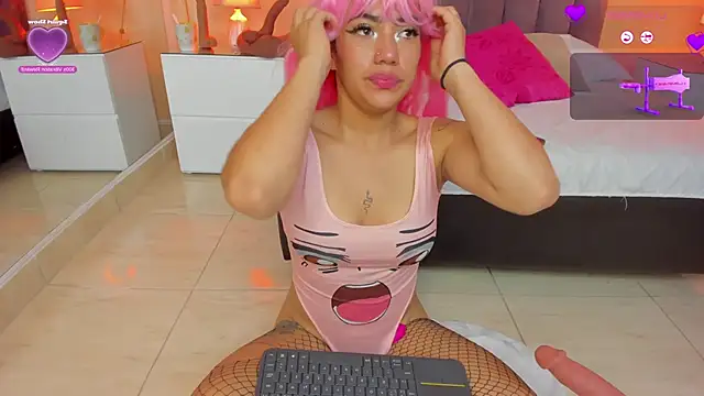 Megan Thompsonn online show from 4, 3, 2026