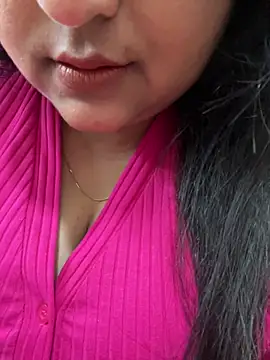 smile pretty online show from 19, 2, 2026