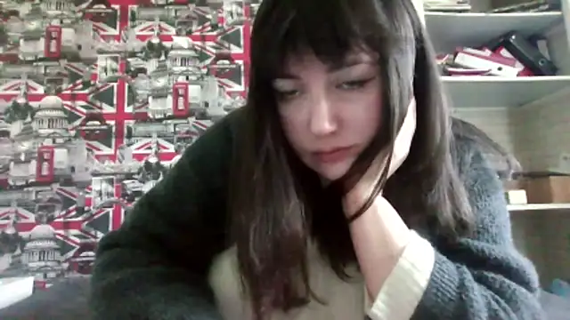 Lynylou online show from 27, 10, 2025