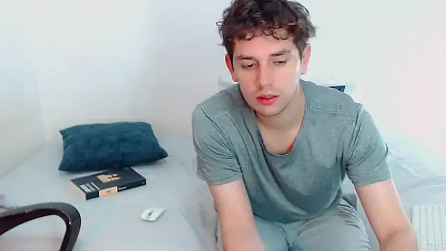 Elio555 online show from 4, 12, 2024