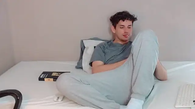 Elio555 online show from 8, 1, 2025