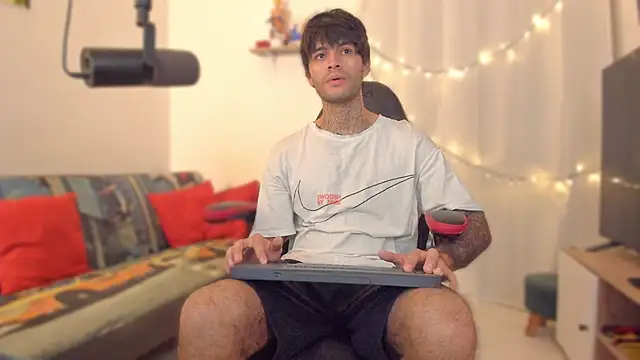 justin stark7 online show from 16, 2, 2026