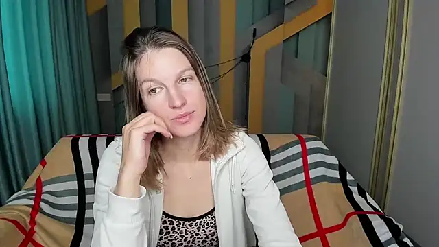 Snapshot of EmilyWalkeri chatting on 2, 10, 2025 EmilyWalkeri online show from 2, 10, 2025