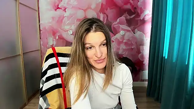 Snapshot of EmilyWalkeri chatting on 20, 10, 2025 EmilyWalkeri online show from 20, 10, 2025