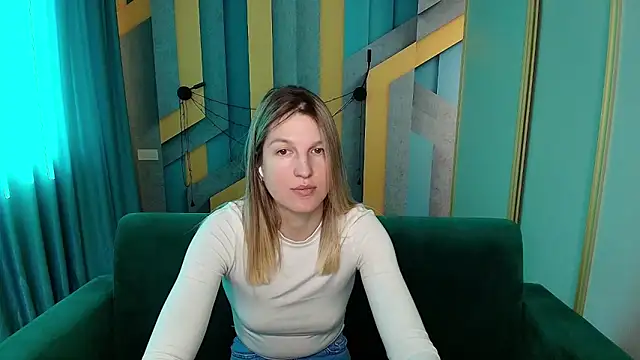 EmilyWalkeri online show from 12, 3, 2026