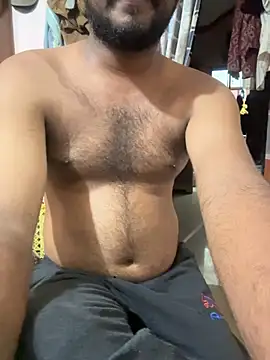 Snapshot of mallucutee chatting on 28, 11, 2025 mallucutee online show from 28, 11, 2025