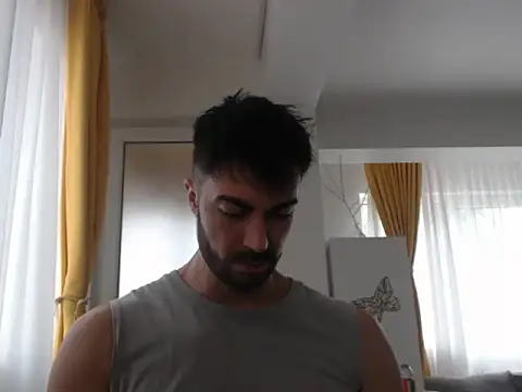 Snapshot of GoldenMark chatting on 1, 10, 2025 GoldenMark online show from 1, 10, 2025