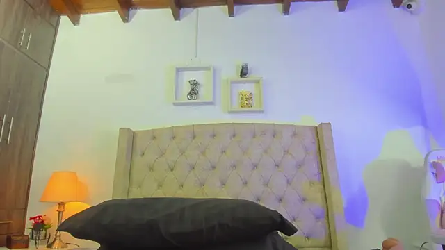 allisson m online show from 14, 2, 2025