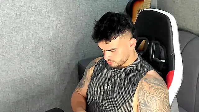 Ricardogo19 online show from 5, 11, 2025