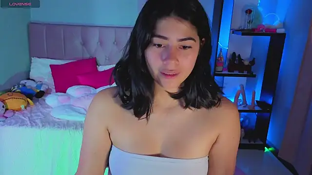 Snapshot of LoaLuxury chatting on 20, 9, 2025 LoaLuxury online show from 20, 9, 2025