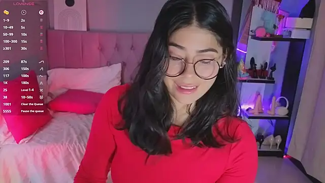 Snapshot of LoaLuxury chatting on 14, 2, 2026 LoaLuxury online show from 14, 2, 2026