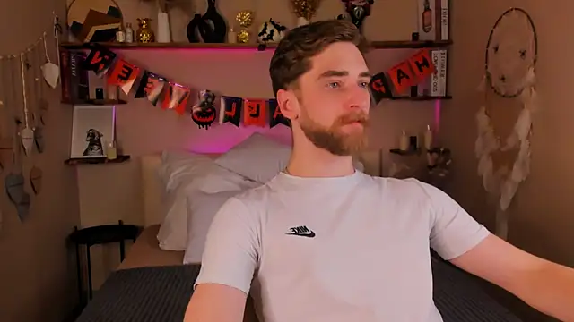 Snapshot of DexterDexx chatting on 31, 10, 2025 DexterDexx online show from 31, 10, 2025