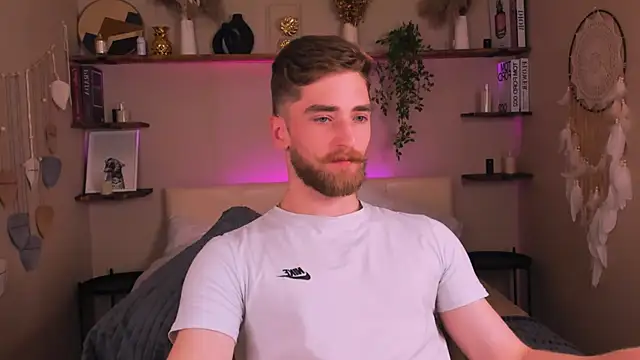 Snapshot of DexterDexx chatting on 8, 11, 2025 DexterDexx online show from 8, 11, 2025