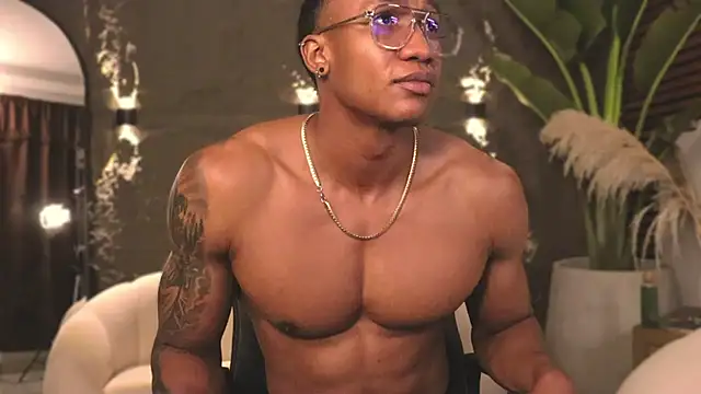 Logan Varela online show from 20, 2, 2025