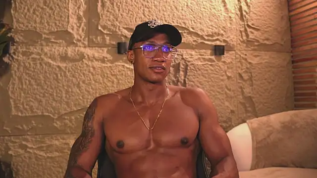 Logan Varela online show from 12, 3, 2025