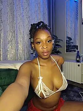 Snapshot of C-yoyo chatting on 5, 7, 2026 C-yoyo online show from 5, 7, 2026