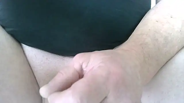 Snapshot of petardroutier chatting on 29, 10, 2025 petardroutier online show from 29, 10, 2025