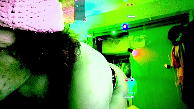 gurlnips online show from 8, 2, 2025