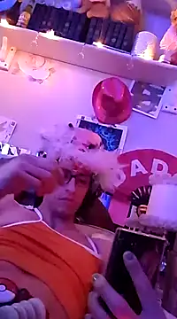 gurlnips online show from 9, 2, 2025