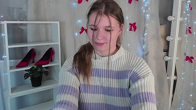 Rebecca Kelly online show from 9, 1, 2025