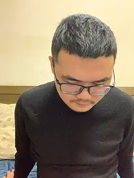 lililiwuwuwu online show from 10, 12, 2024