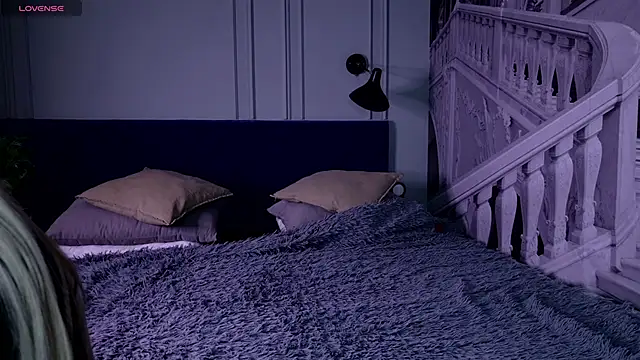 Liv Fay online show from 23, 1, 2025