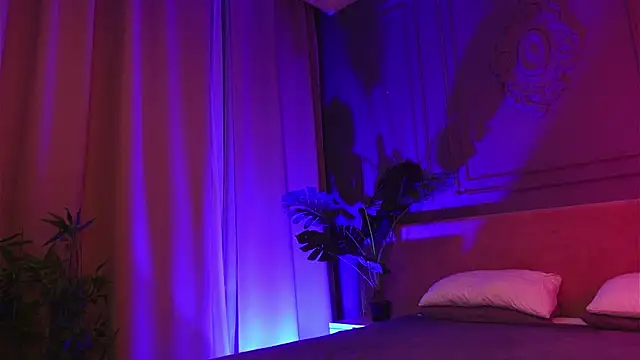 Liv Fay online show from 16, 12, 2025