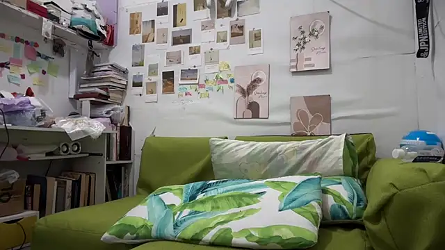 Pinkyrose111 online show from 24, 9, 2025