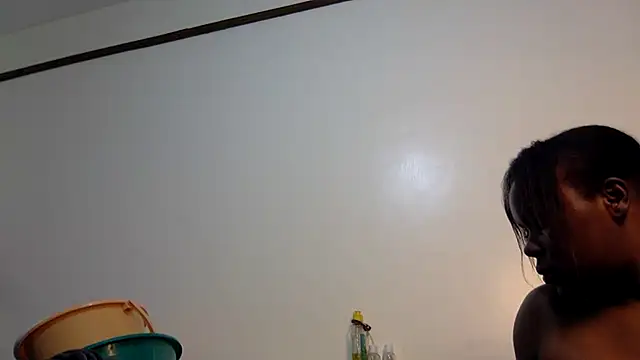 creamyjuices01 online show from 19, 4, 2026