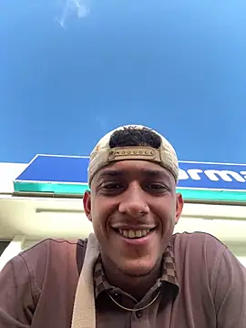 dominic smith  online show from 6, 2, 2025