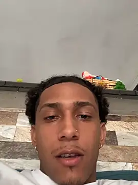 dominic smith  online show from 16, 12, 2025