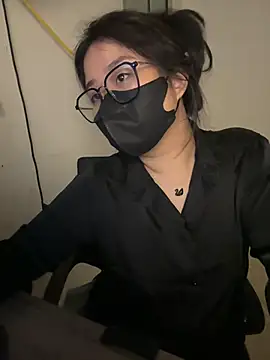 Jenni nana online show from 5, 12, 2024