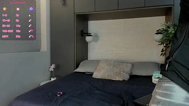 DrakeNeumann online show from 8, 3, 2025