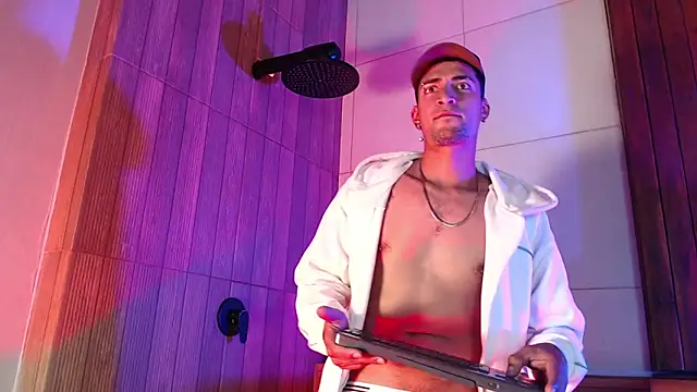 DrakeNeumann online show from 24, 10, 2025