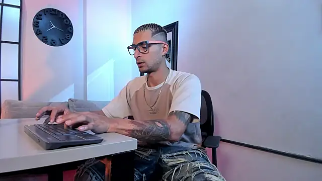 DrakeNeumann online show from 20, 4, 2026