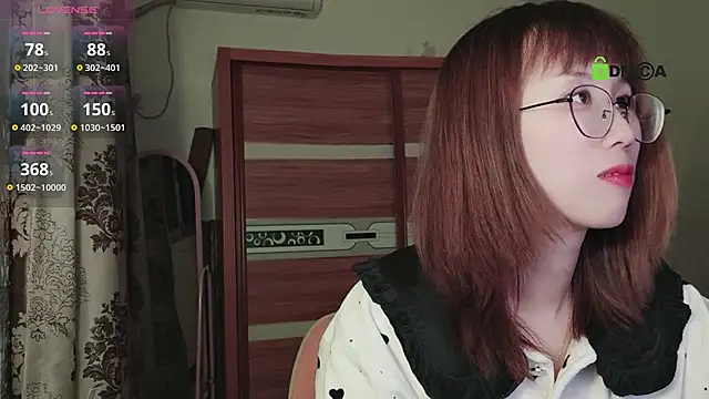 Lili 666 online show from 17, 2, 2025