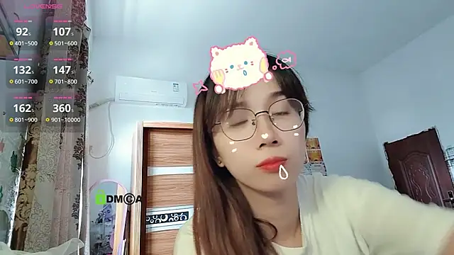 Lili 666 online show from 10, 9, 2025