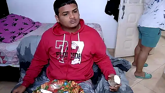 Boycuriousxxx online show from 9, 2, 2026